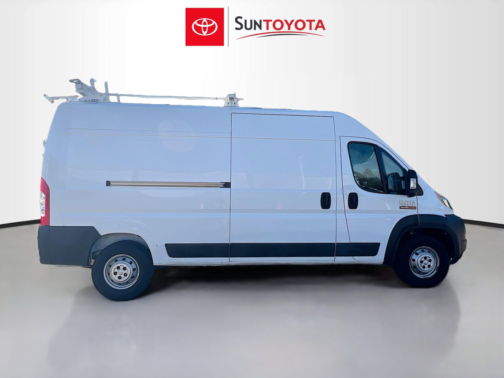 Used 2021 RAM ProMaster 2500 FWD image 2