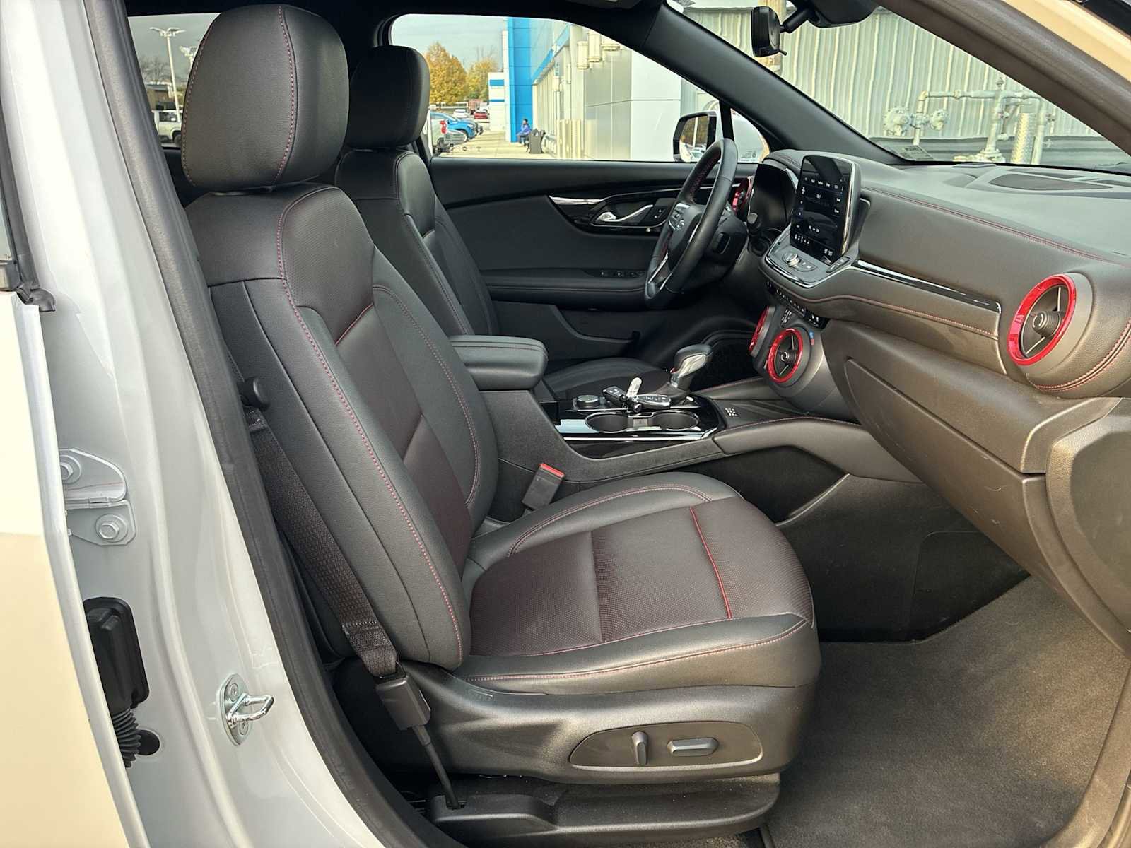 Certified 2023 Chevrolet Blazer RS w/ Driver Confidence II Package image 29