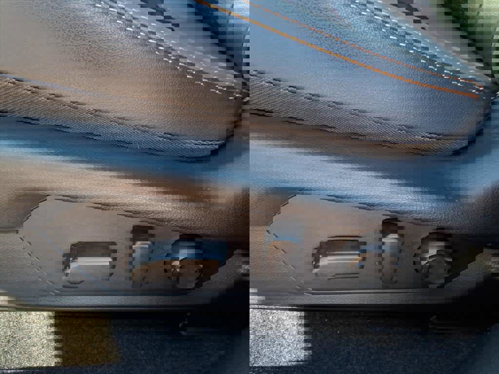 Certified 2025 Subaru Crosstrek 2.5i Limited w/ Popular Package #3A image 28