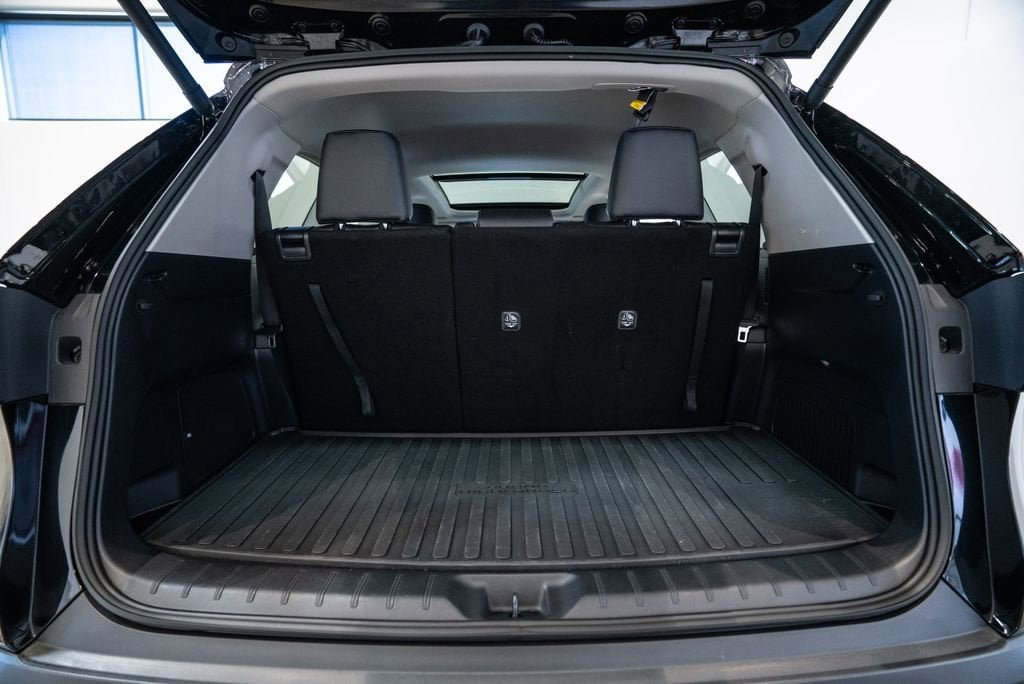 Certified 2025 Toyota Grand Highlander AWD image 45