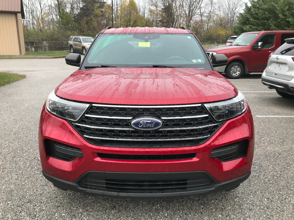 Used 2020 Ford Explorer XLT w/ Comfort Package image 3