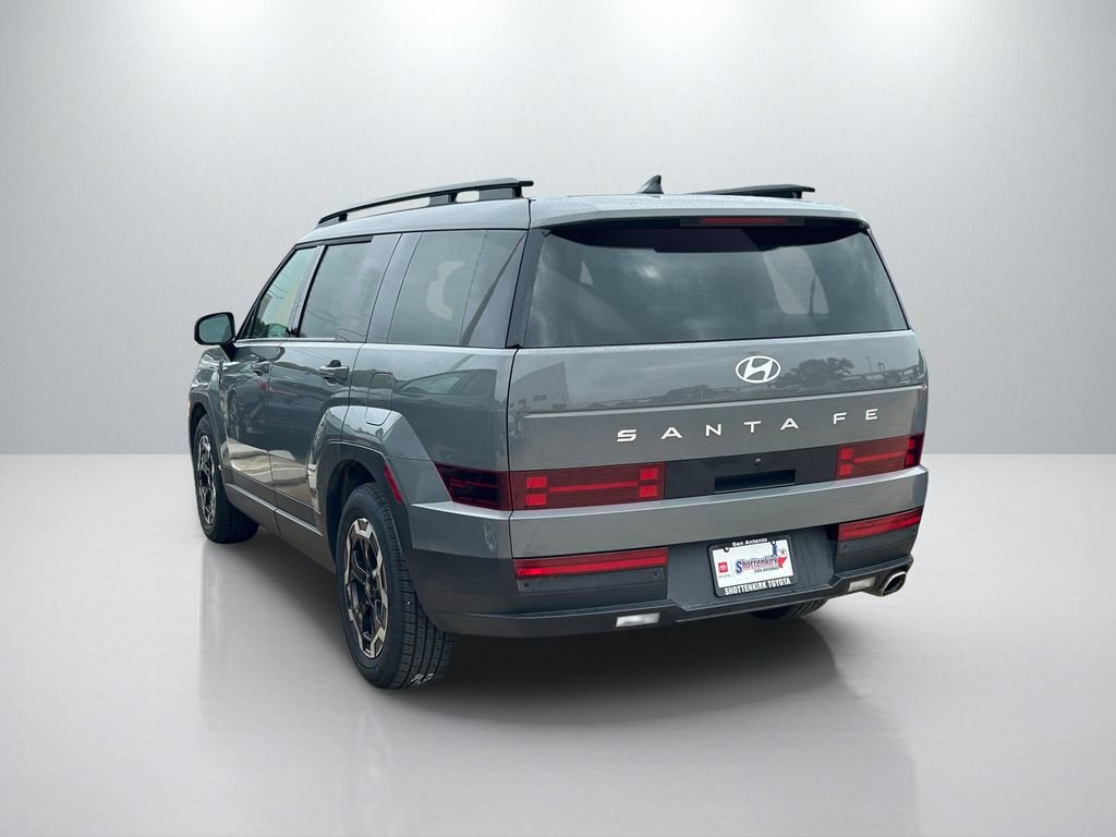 Used 2025 Hyundai Santa Fe SEL FWD image 7