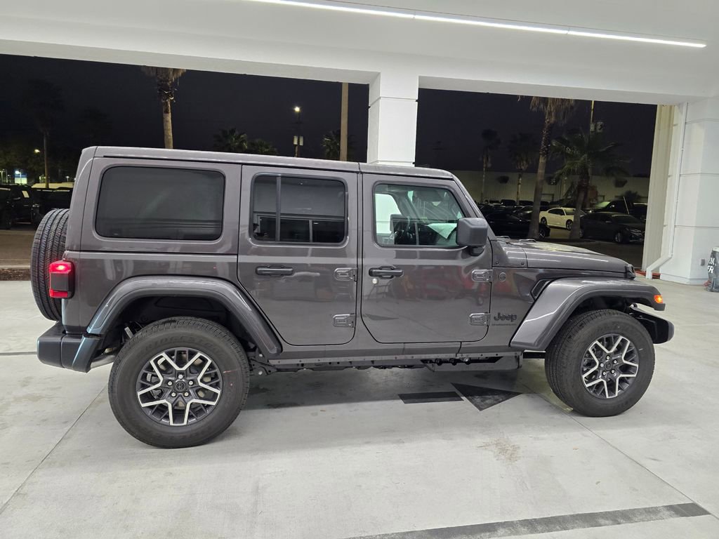 New 2026 Jeep Wrangler Unlimited Sahara AWD/4WD image 7