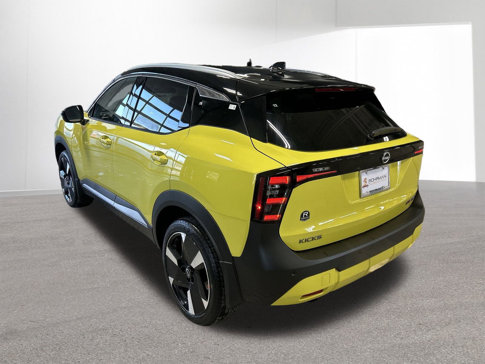 New 2026 Nissan Kicks SR w/ SR Premium Package image 37
