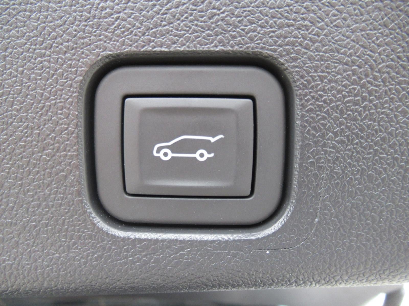 Used 2026 GMC Acadia Elevation w/ Elevation Premium Package FWD image 41