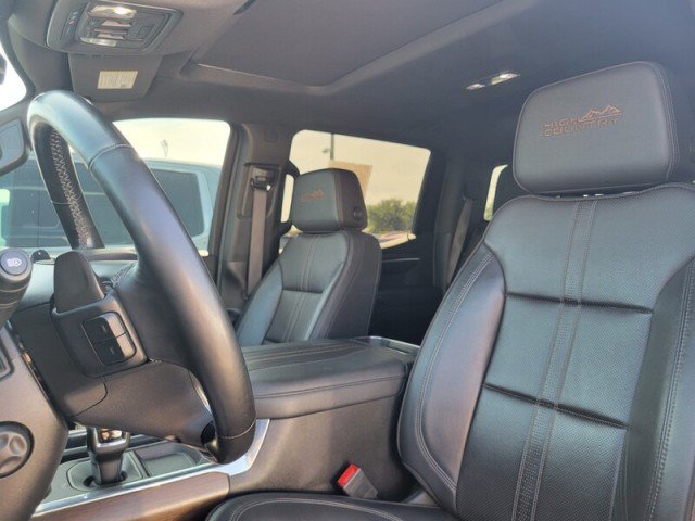 Used 2023 Chevrolet Silverado 1500 High Country w/ Technology Package AWD/4WD image 12