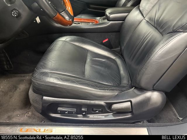 Used 2002 Lexus SC 430 Convertible image 13