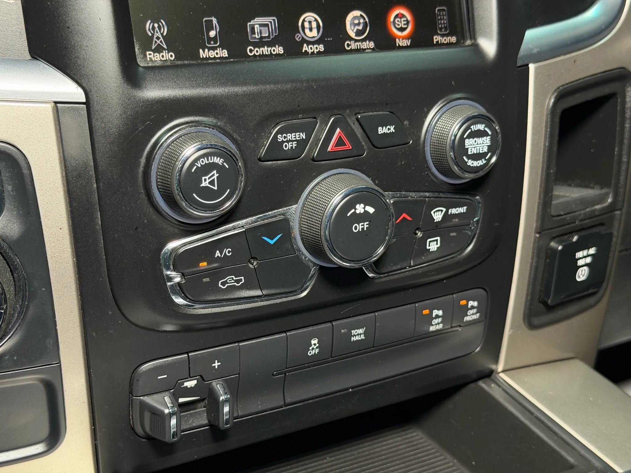 Used 2015 RAM 1500 Big Horn image 41