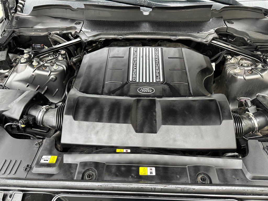 Used 2018 Land Rover Range Rover Sport HSE image 28