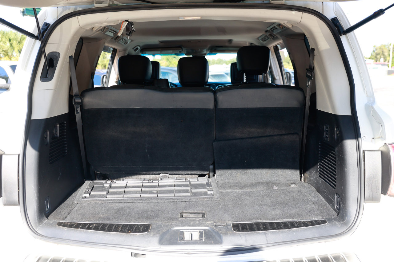 Used 2012 INFINITI QX56 2WD w/ Deluxe Touring Pkg image 27