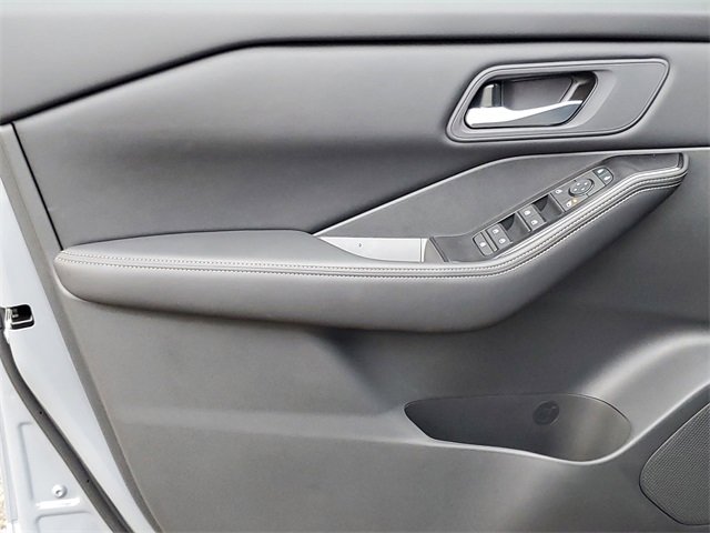 New 2026 Nissan Rogue SV image 24