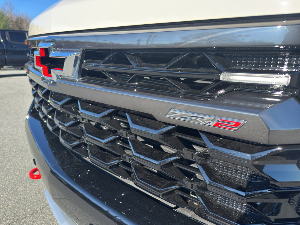 New 2026 Chevrolet Silverado 1500 ZR2 image 13
