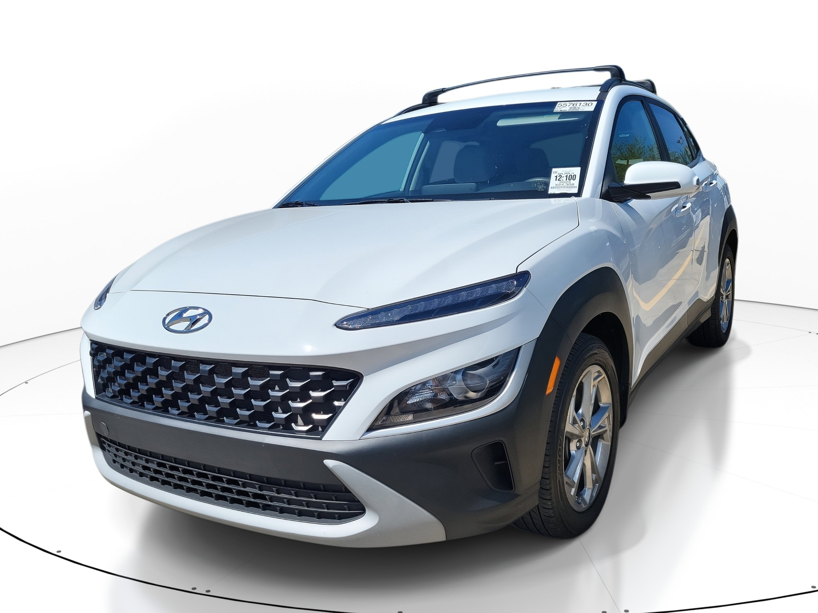 Used 2023 Hyundai Kona SEL image 3