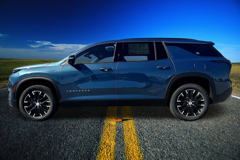 New 2026 Chevrolet Traverse LT w/ Sun and Wheel Package image 20