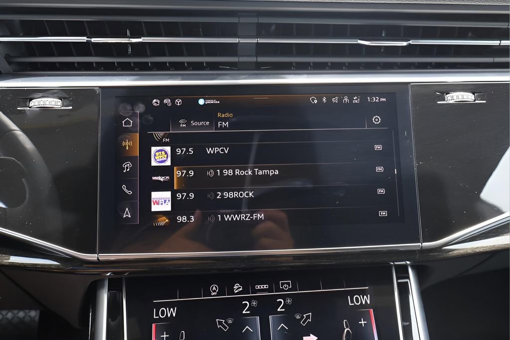 New 2025 Audi Q8 Premium Plus image 24