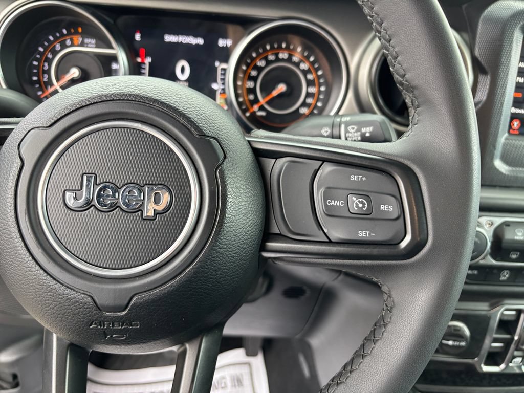 Used 2023 Jeep Gladiator Sport AWD/4WD image 20