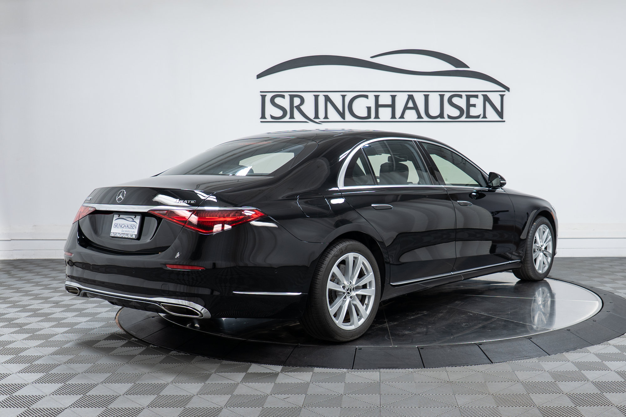 Certified 2023 Mercedes-Benz S 500 4MATIC w/ 3D Technology Package image 5
