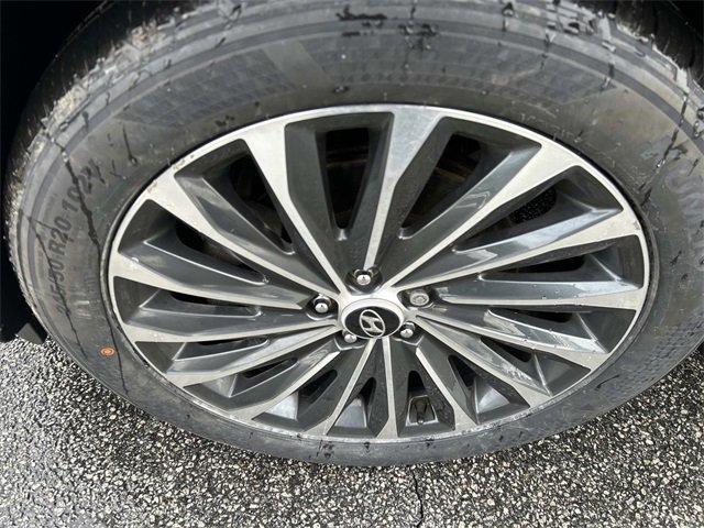 Used 2023 Hyundai Palisade Calligraphy image 9