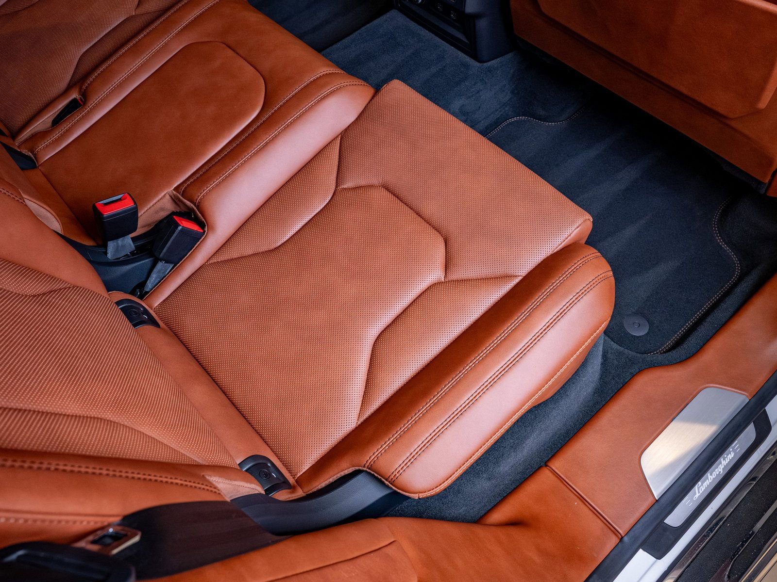 Used 2022 Lamborghini Urus image 29