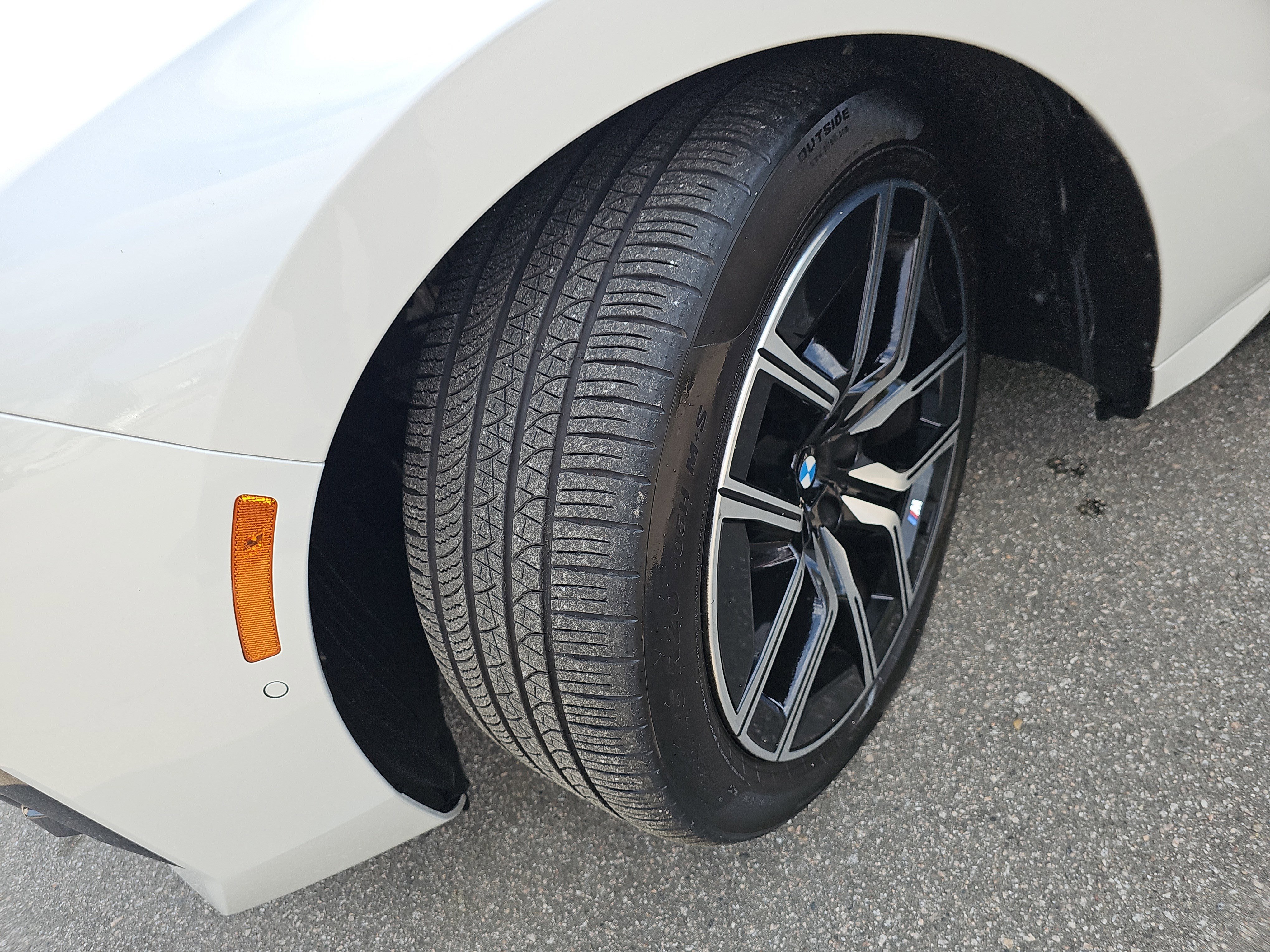 Certified 2025 BMW 750e xDrive image 35