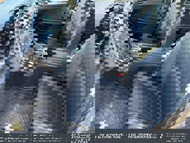 Used 2018 Honda Civic EX-L image 10