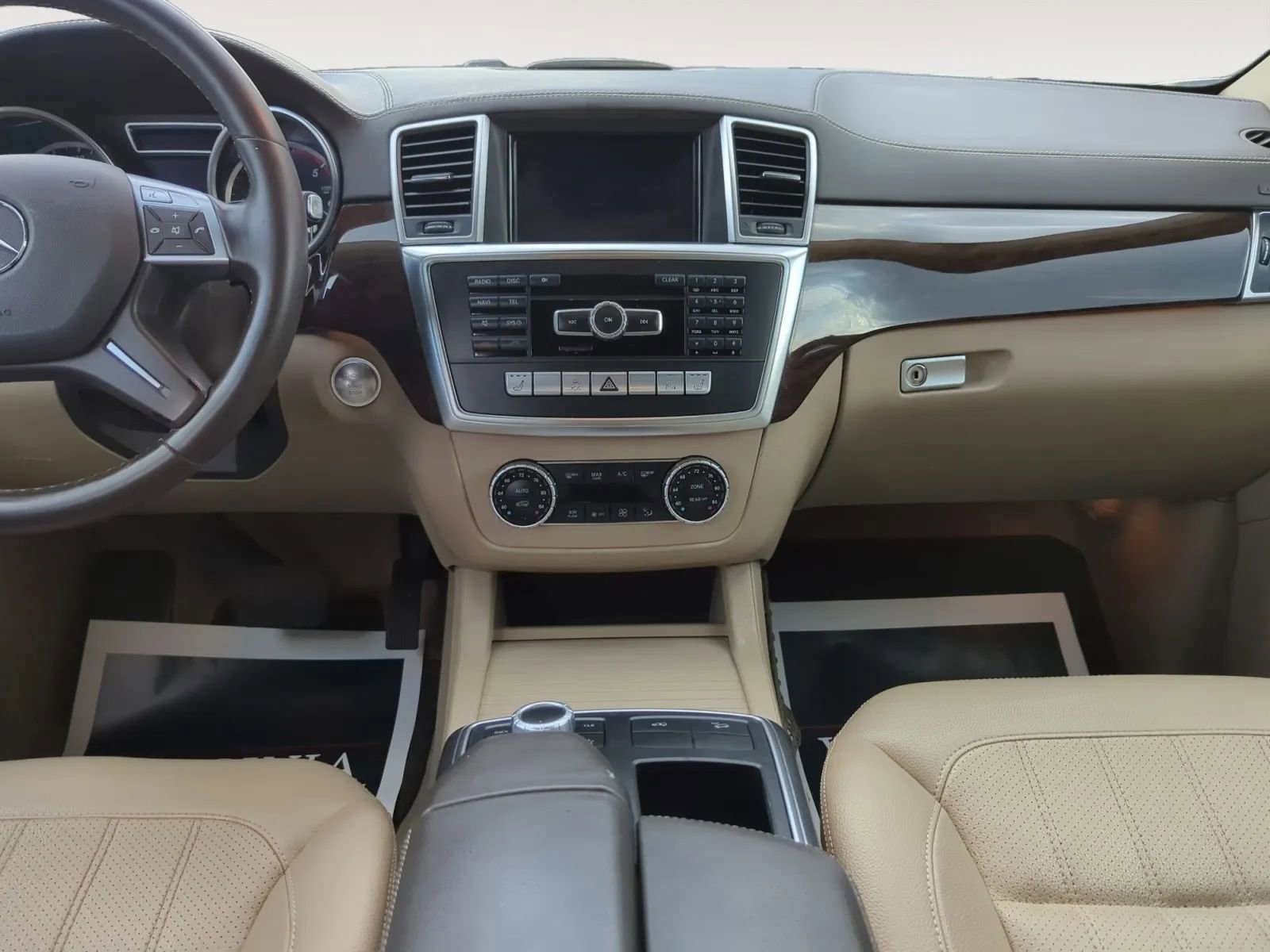 Used 2014 Mercedes-Benz GL 350 BlueTEC 4MATIC image 12