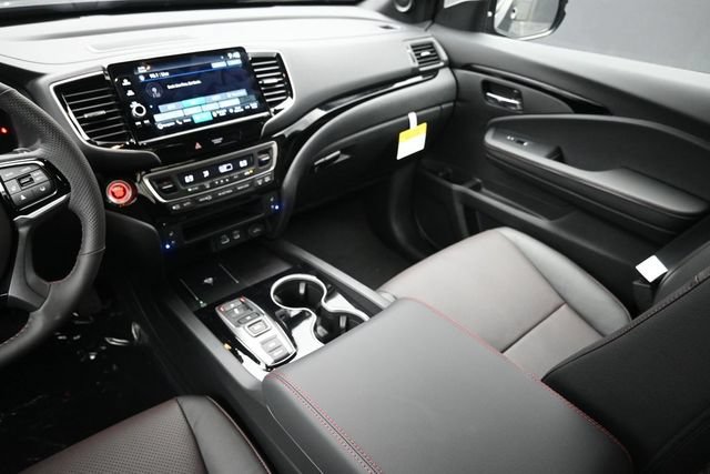 New 2026 Honda Ridgeline Black Edition image 10