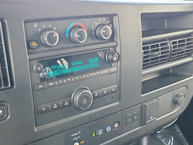 Used 2019 Chevrolet Express 3500 LT w/ LT Preferred Equipment Group RWD image 25