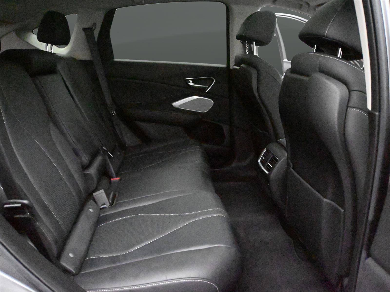 Used 2023 Acura RDX AWD w/ Technology Package image 17