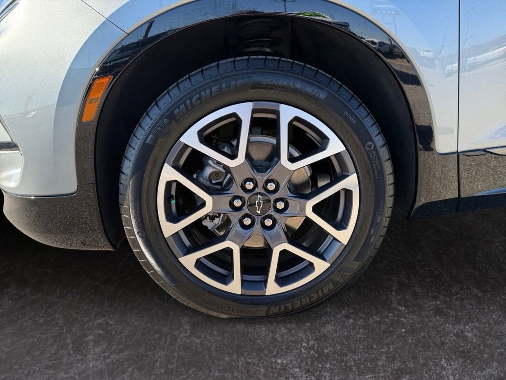 Used 2025 Chevrolet Blazer RS image 9