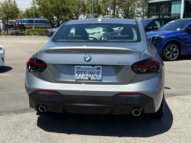 Used 2025 BMW 230i Coupe w/ Convenience Package RWD image 9