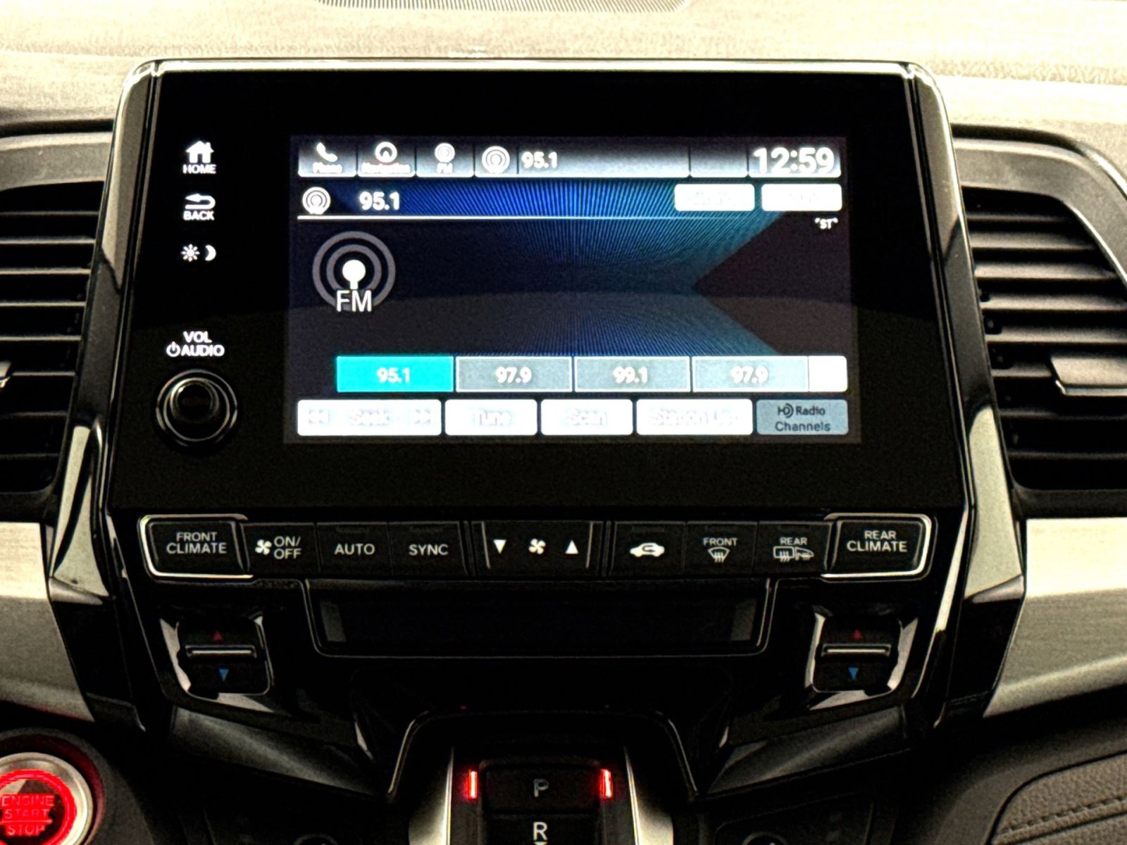 Used 2019 Honda Odyssey EX-L image 18