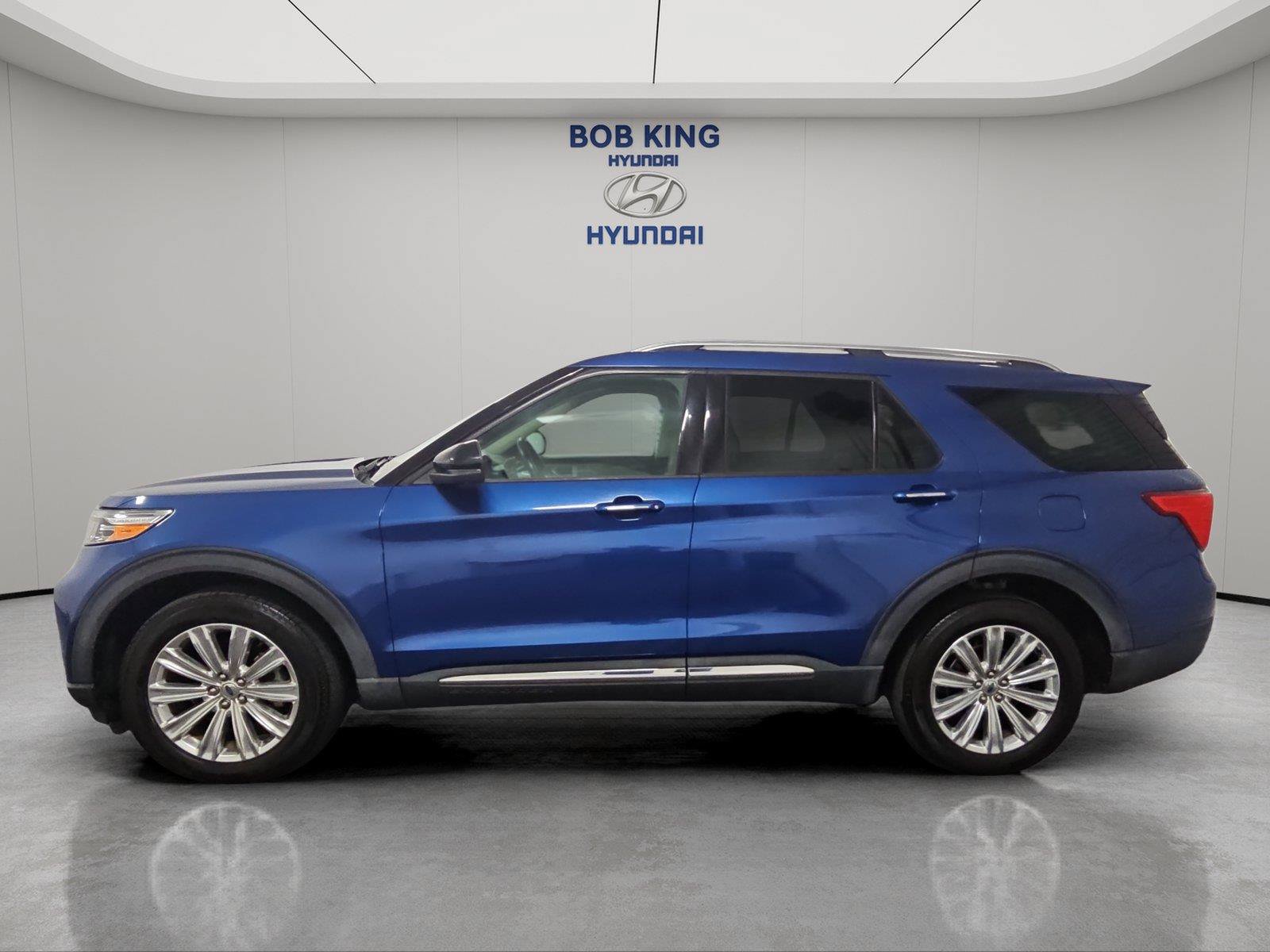 Used 2020 Ford Explorer Limited AWD/4WD image 2