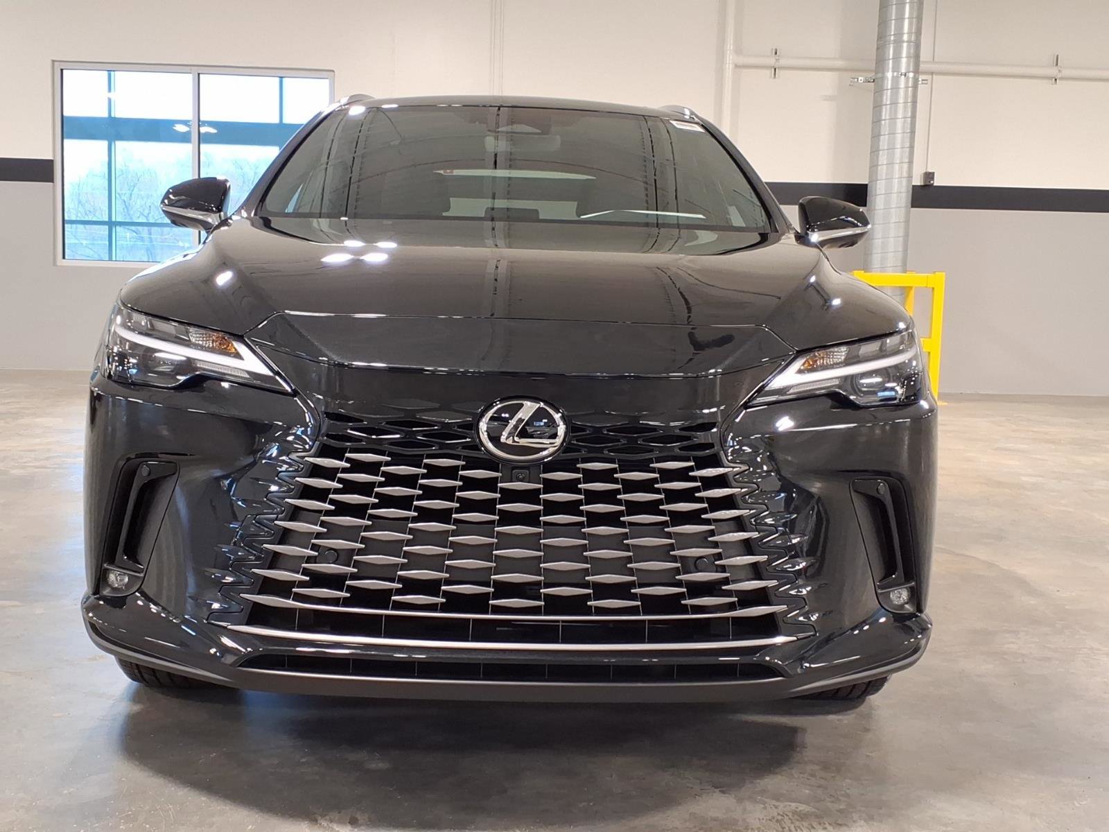 New 2026 Lexus RX 450h AWD video 2