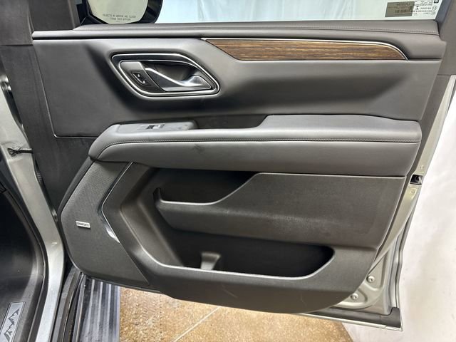 Certified 2023 Chevrolet Tahoe High Country w/ Premium Package 2 AWD/4WD image 33