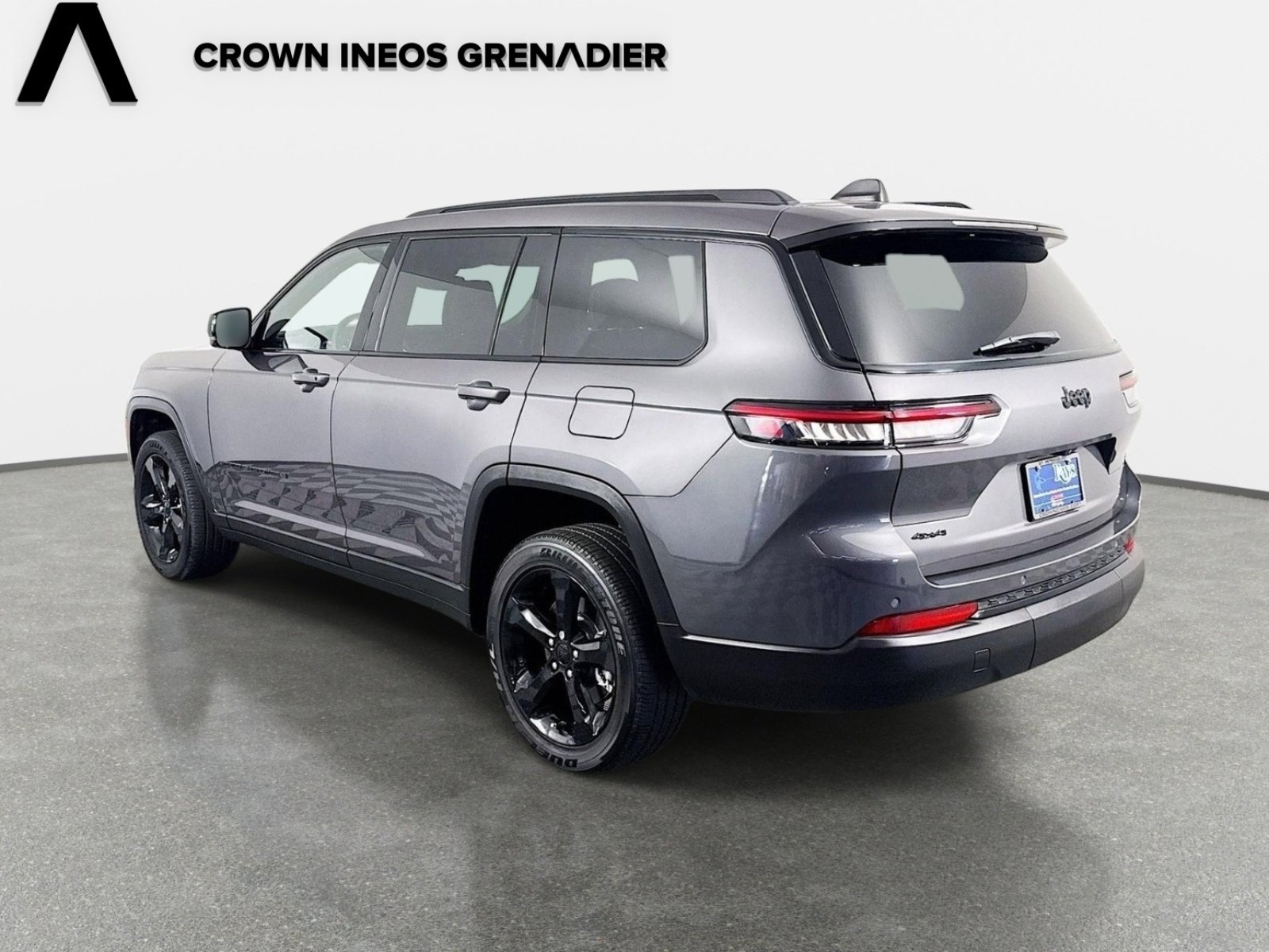 Used 2024 Jeep Grand Cherokee L Altitude AWD/4WD image 7