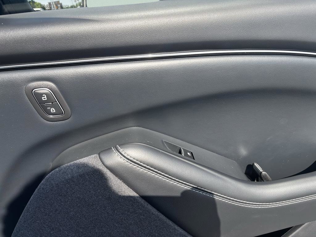 Used 2021 Ford Mustang Mach-E Premium image 15