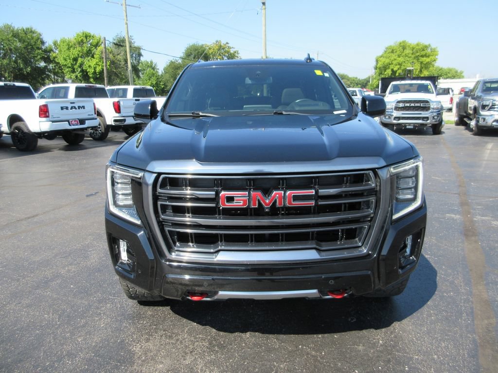 Certified 2023 GMC Yukon AT4 w/ AT4 Premium Package AWD/4WD image 13