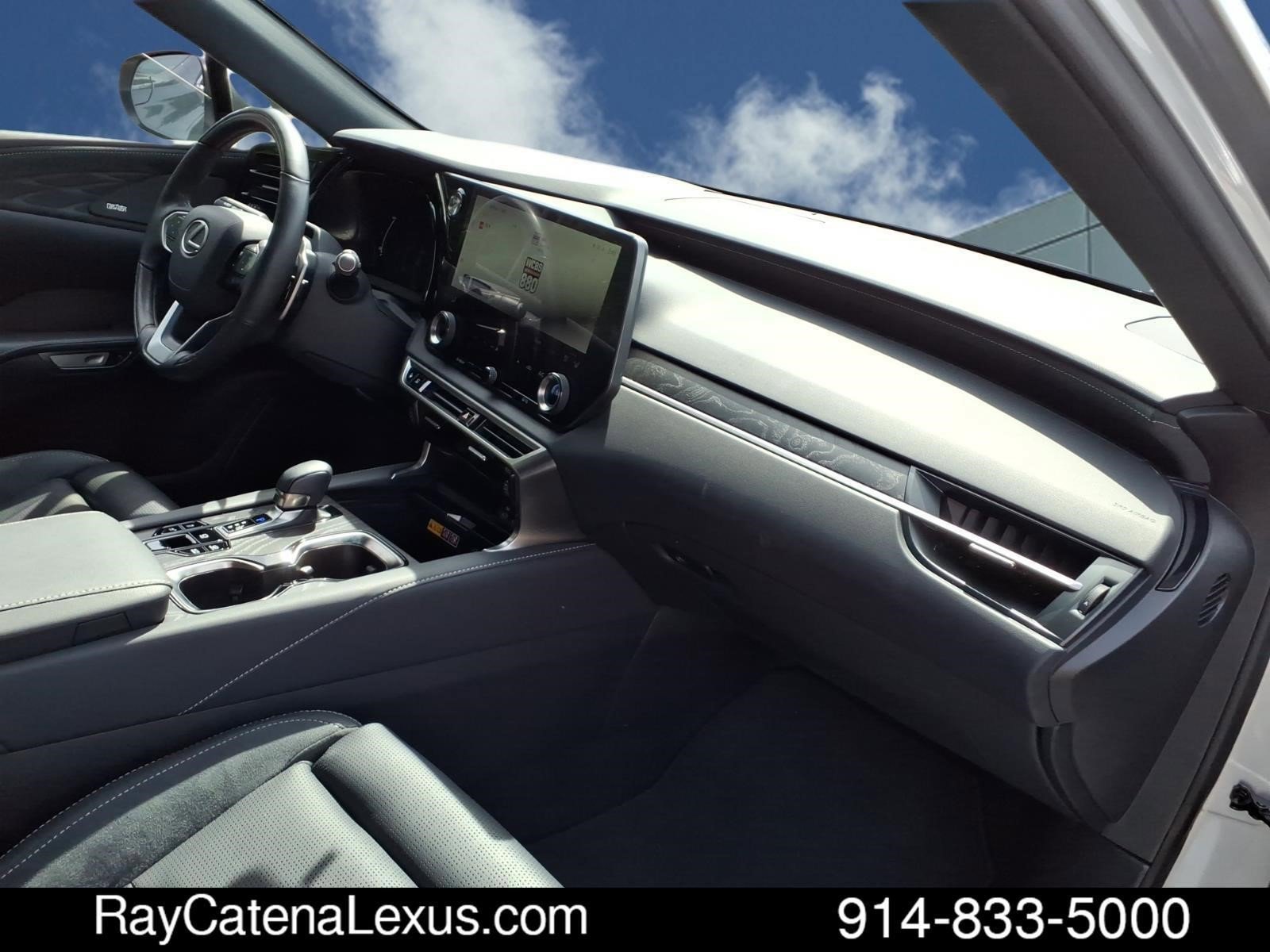 Certified 2024 Lexus RX 450h AWD w/ Convenience Package image 20