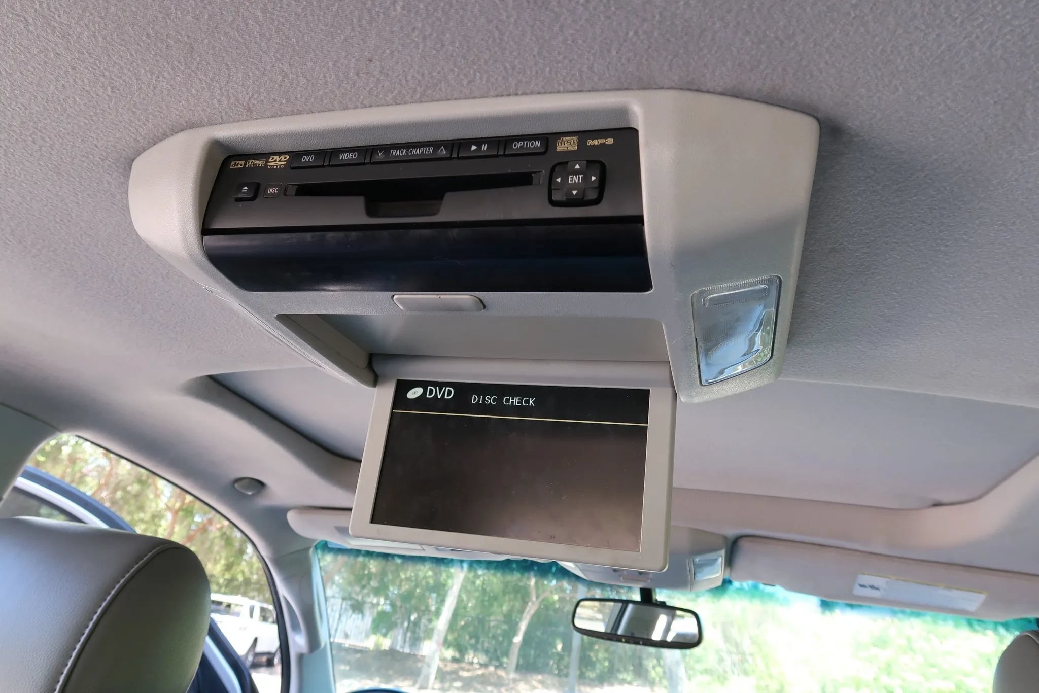 Used 2010 Toyota Sequoia Limited RWD image 21