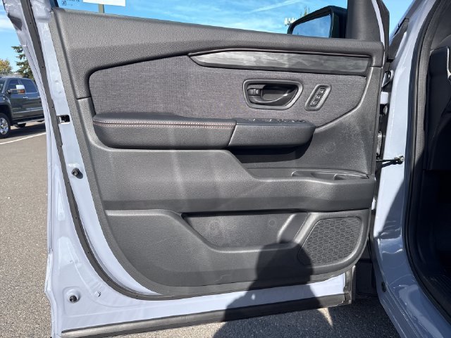 Used 2026 Honda Passport TrailSport image 18