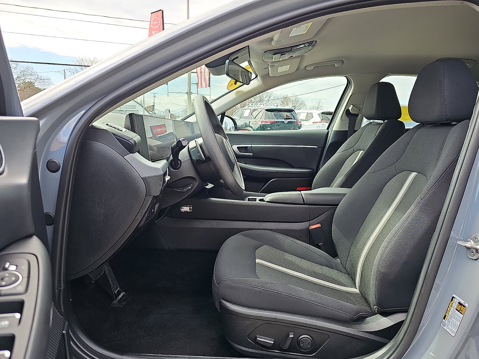 Used 2024 Hyundai Sonata SEL FWD image 13