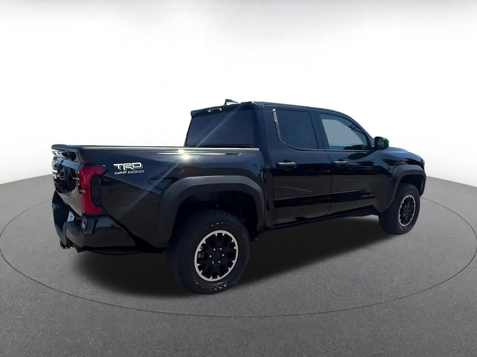 Used 2025 Toyota Tacoma TRD Off-Road AWD/4WD image 14
