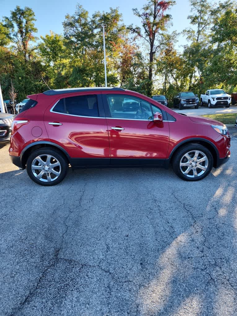 Used 2019 Buick Encore Essence w/ Experience Buick Package AWD/4WD image 18