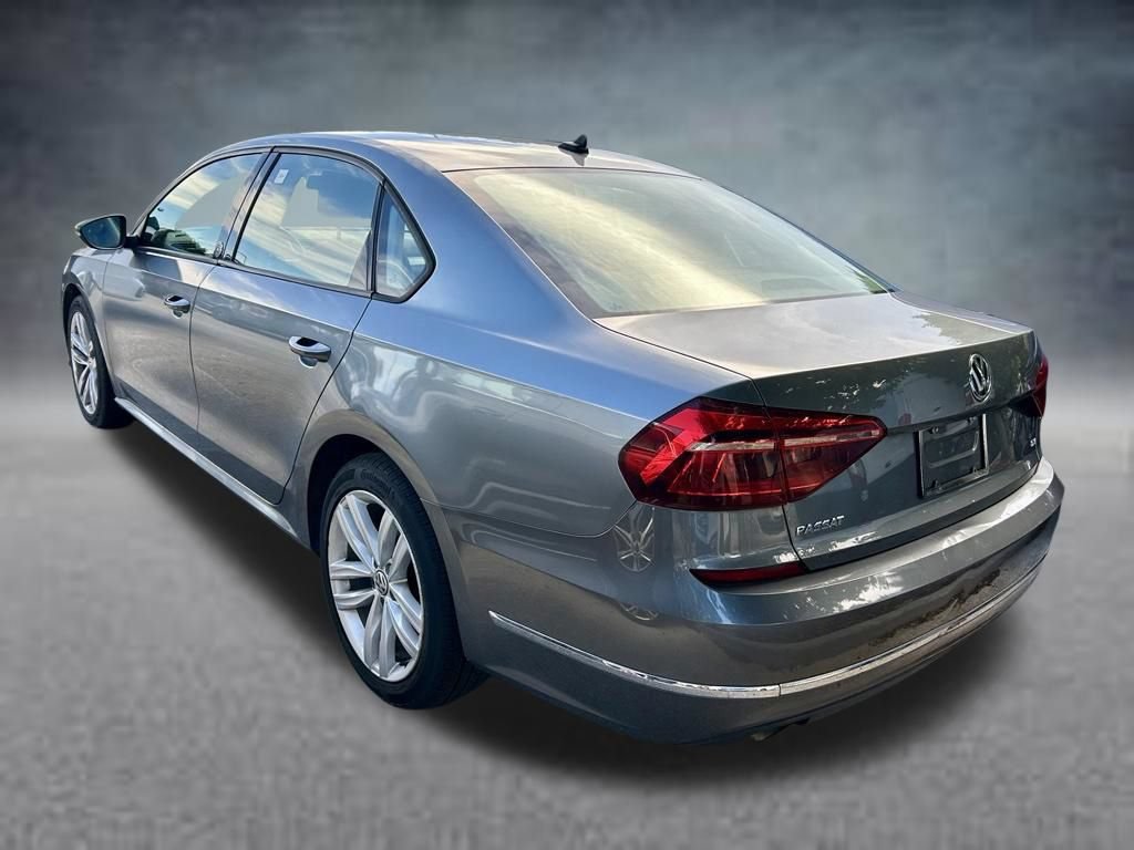 Used 2019 Volkswagen Passat 2.0T Wolfsburg w/ Wheels & Sunroof Package FWD image 5