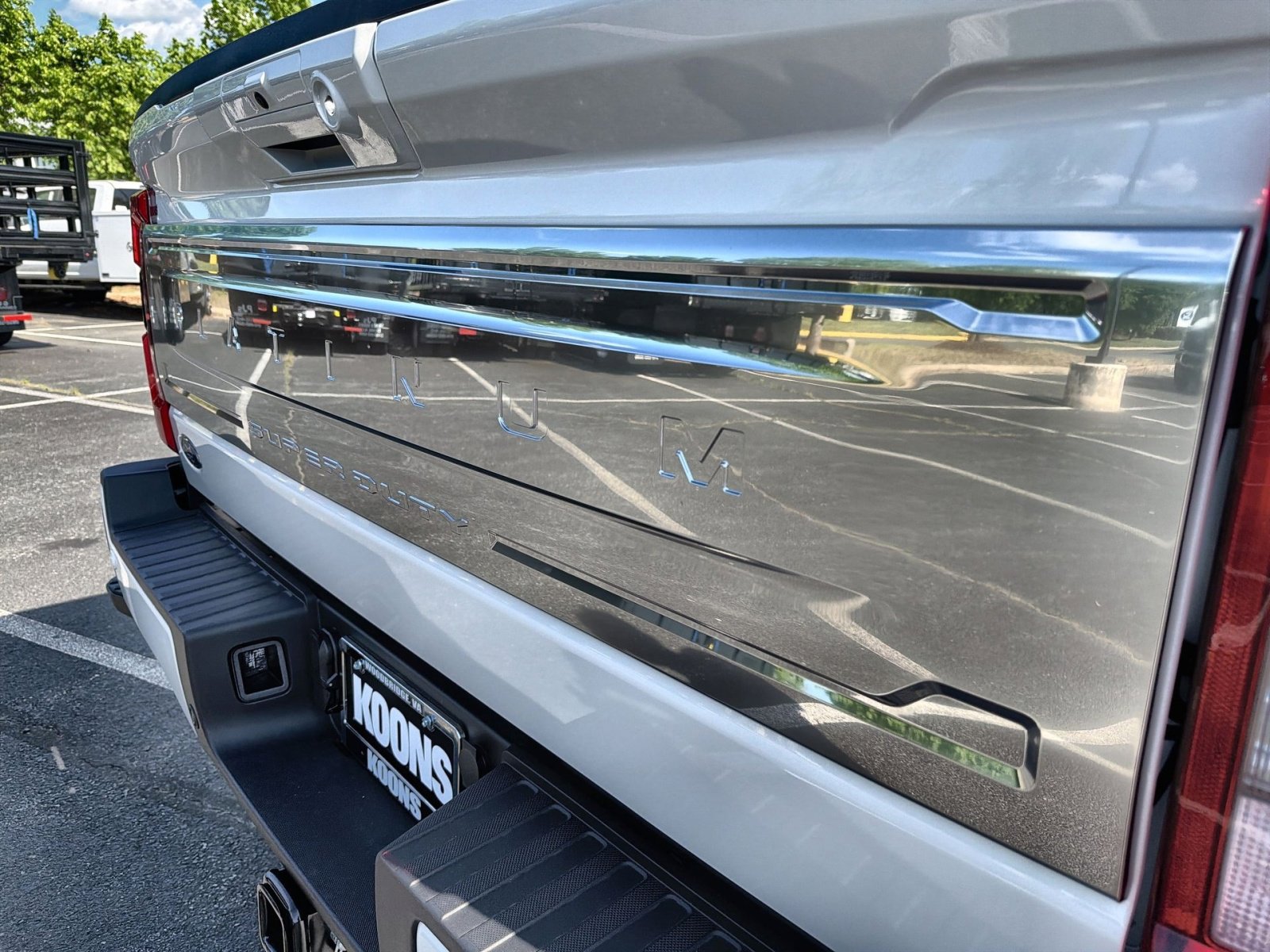 New 2026 Ford F450 Platinum w/ Platinum Plus Package image 21