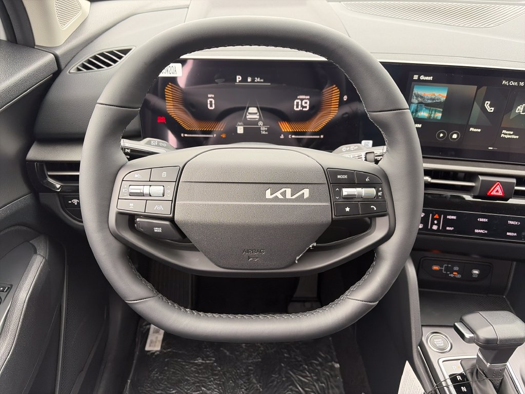 New 2027 Kia Sportage LX FWD image 11