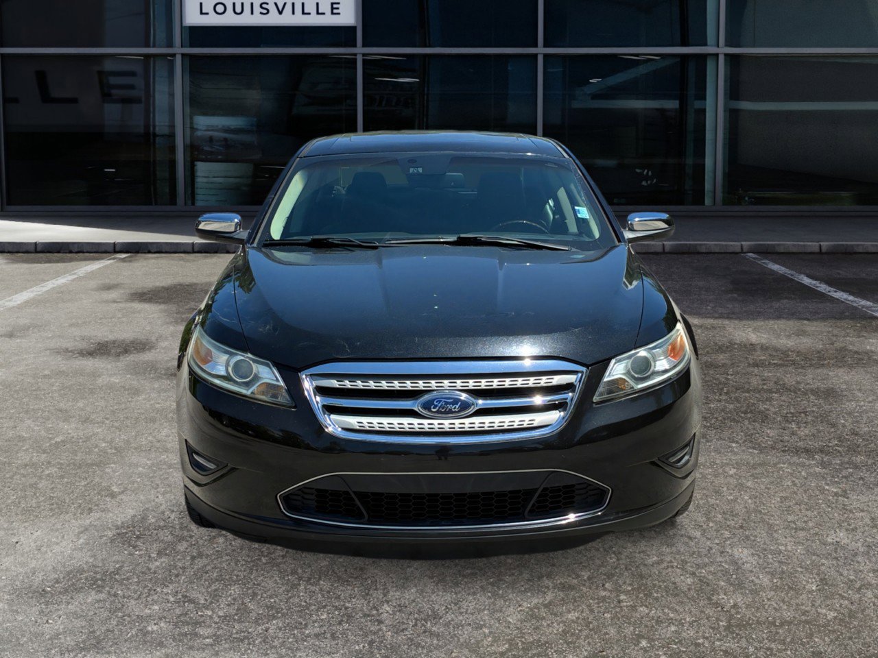 Used 2010 Ford Taurus Limited FWD image 21