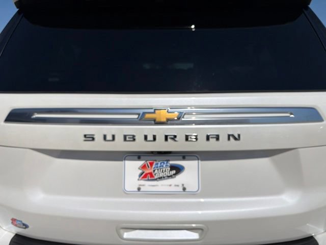 Used 2022 Chevrolet Suburban High Country AWD/4WD image 37