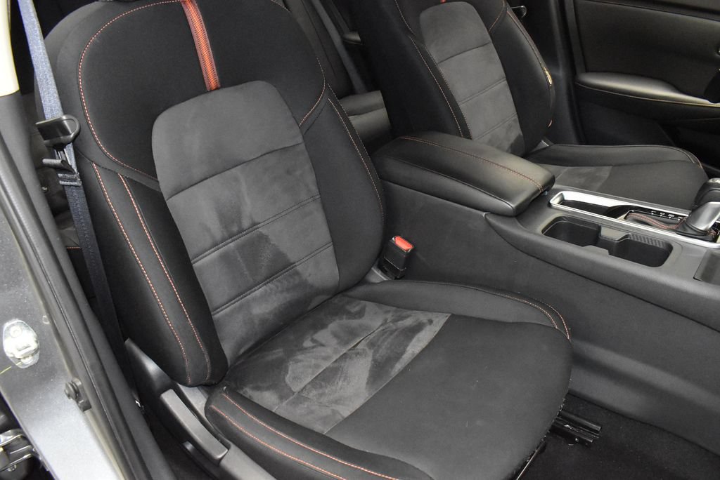 Used 2024 Nissan Sentra SR FWD image 26